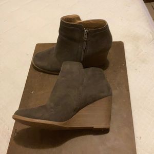 Ankle boots